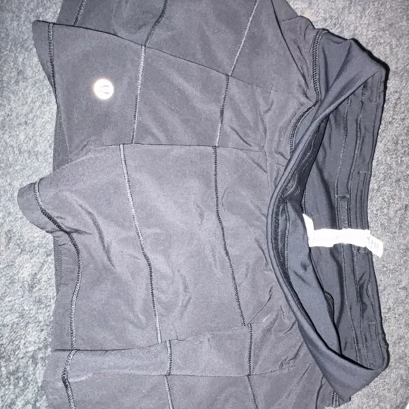 Lululemon skort sz 0 - Picture 1 of 2